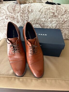 Cole Haan Men's Chestnut Brown Leather Cap-Toe Oxfords